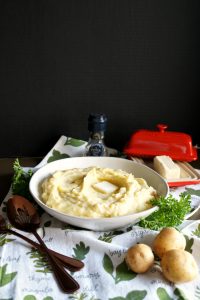 super easy one-pot mashed potatoes | The Baking Fairy