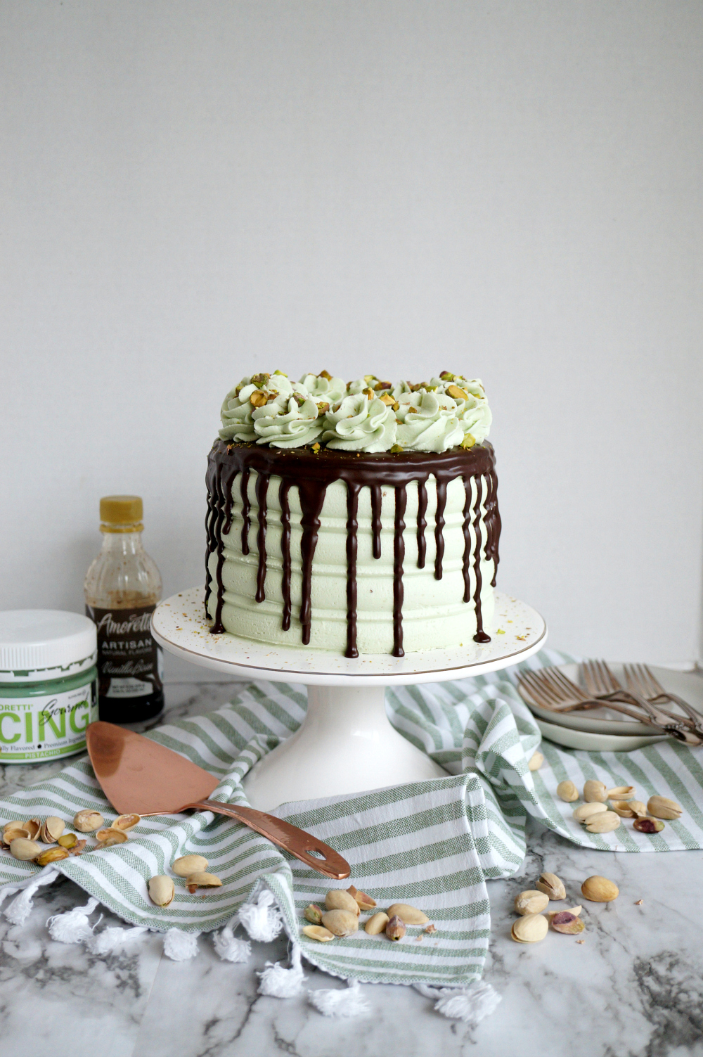 vegan pistachio chocolate chunk cake | The Baking Fairy