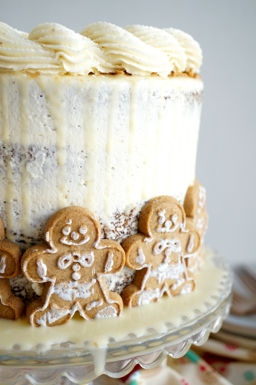 vegan gingerbread layer cake | The Baking Fairy #ChristmasSweetsWeek