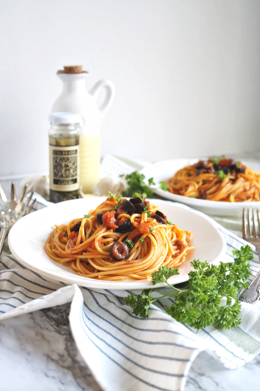 plate of spaghetti puttanesca