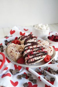 heart shaped rice krispie treats