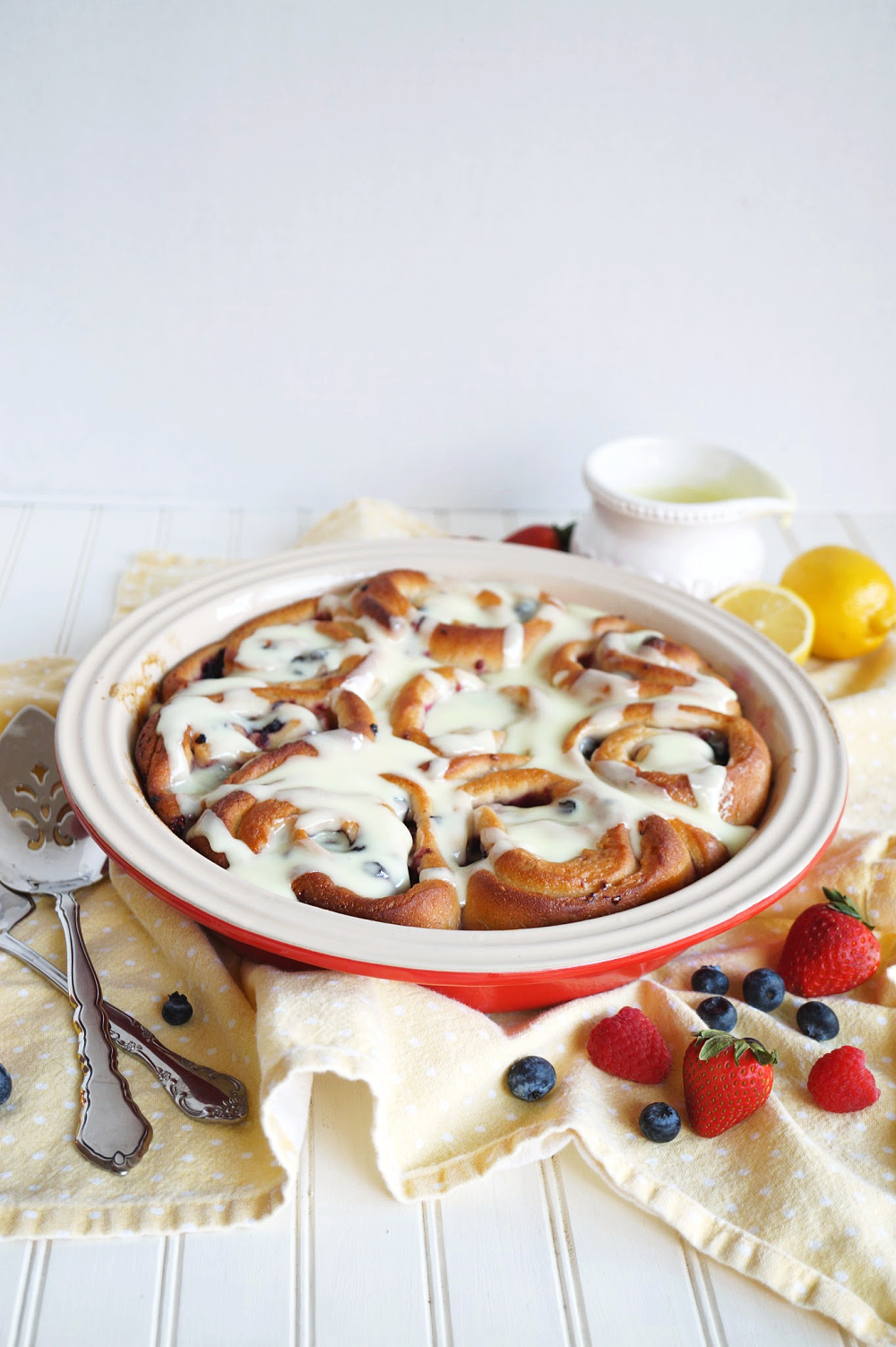 pan of lemon berry rolls