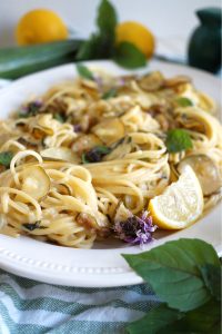 zucchini pasta served in oval plate