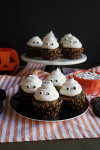 oreo pumpkin cupcakes on plate